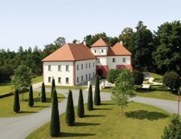 Chata na b�ehu Orlick� p�ehrady - T�n nad Vltavou