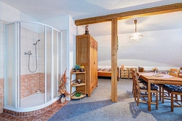 Roubenka a koupac� sud - Adr�pa�sko-Teplick� sk�ly