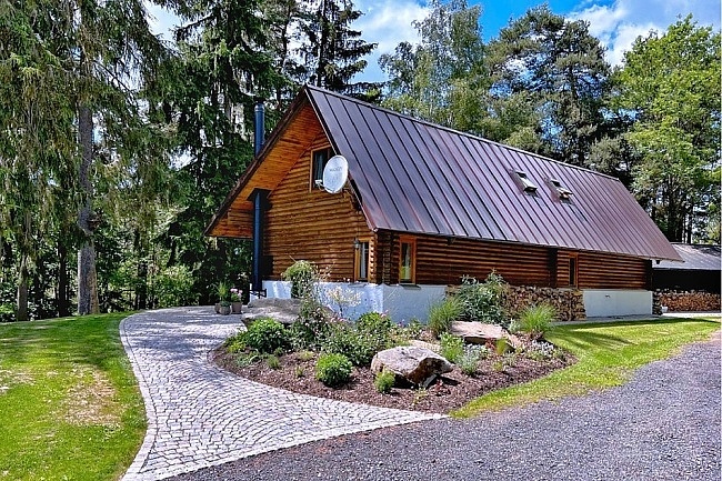 Srubov� chata se saunou - CHKO Slavkovsk� les