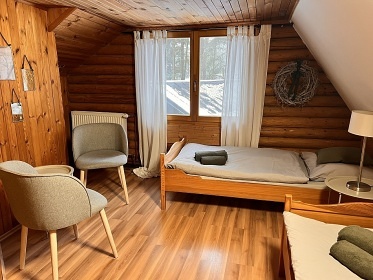 Srubov� chata se saunou - CHKO Slavkovsk� les