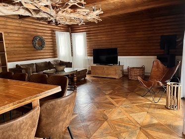 Srubov� chata se saunou - CHKO Slavkovsk� les