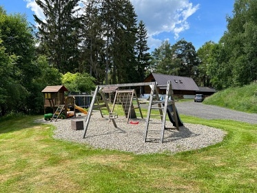 Srubov� chata se saunou - CHKO Slavkovsk� les