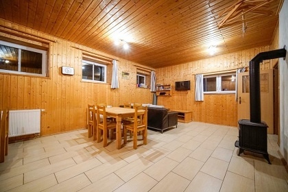 Kru�nohorsk� chalupa se zahradou - Horn� Blatn�