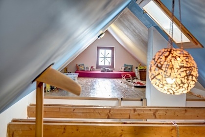 Chalupa pro dti - sauna a koupac sud - hrad Pecka