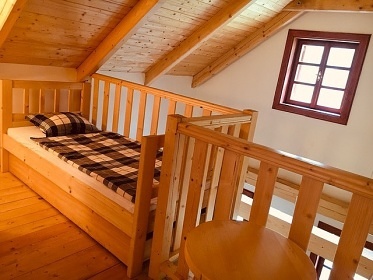 Chata v údolí Říčka - Moravský kras - Proseč