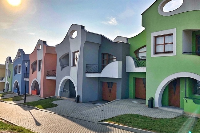 Designov chata a vinn sklep - Nov Mlny