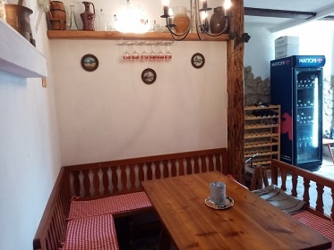 Ubytování U Kouřilů - Vrbice - vinný sklípek