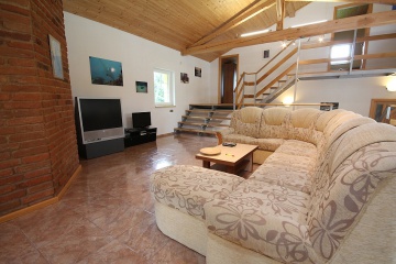 Wellness chalupa a bazn - hrad Lipnice nad Szavou