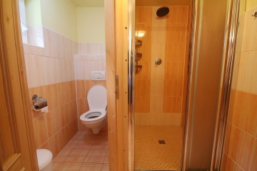 Wellness chalupa a bazn - hrad Lipnice nad Szavou