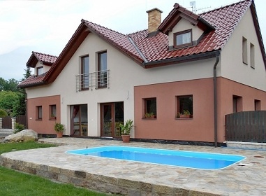 Chalupa s baz�nem - �esk� r�j - L�zn� B�lohrad