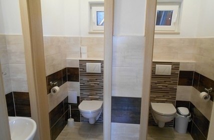 Chalupa s baz�nem - �esk� r�j - L�zn� B�lohrad