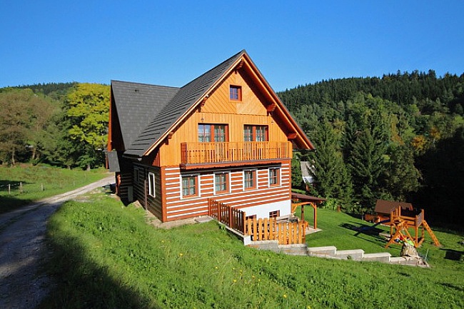 Chalupa Krkono�e - apartm�ny pod vrchem �al�