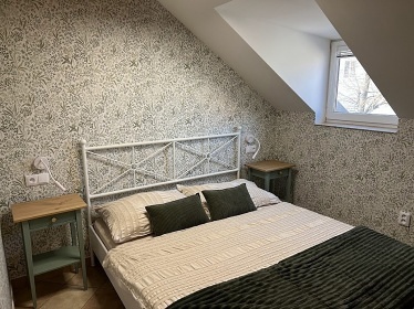 Chalupa a vinn� sklep - P�lava - Nov� Ml�ny