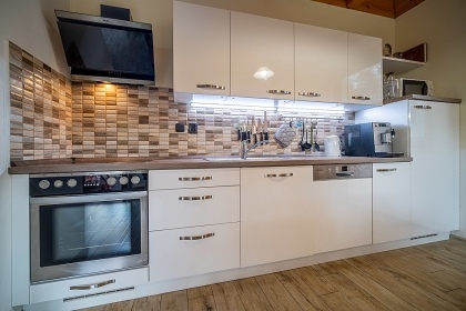 Chata u S�korsk�ho rybn�ka - CHKO Blansk� les