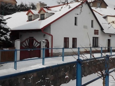 Chalupa Ilonka - Hroubovice - Anenské údolí