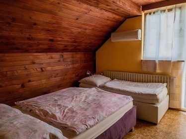 Chalupa Hradišek s bazénem - Klobouky u Brna