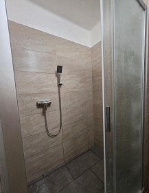 Horsk� chata s baz�nem - ���ky - De�tn�