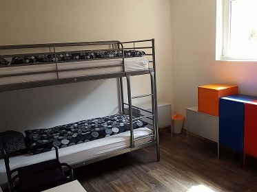 Chata u Slapsk� p�ehrady - z�mek Konopi�t�