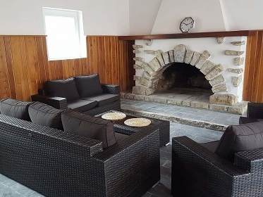 Chata u Slapsk� p�ehrady - z�mek Konopi�t�