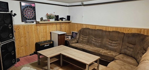 Chalupa Dolní Lomná - apartmány s bazénem