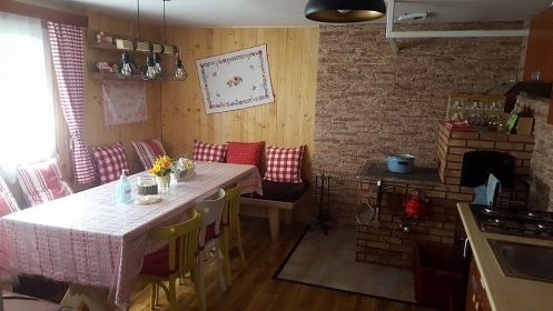 Chalupa Monika, Zázrivá - Ráztoky, Malá Fatra