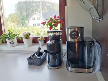 Chalupa s baz�nem �esk� r�j - Kloko�sk� sk�ly