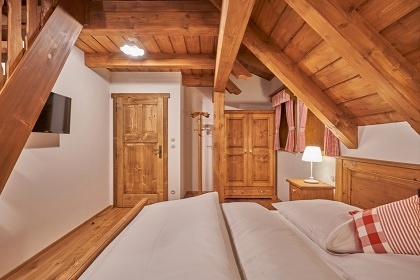 Roubenka NA SJEZDOVCE - Černý Důl - Krkonoše