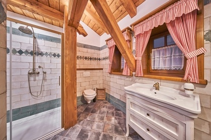Roubenka NA SJEZDOVCE - Černý Důl - Krkonoše