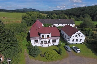 Penzion Hof Schwanberg - Konstantinovy Lzn