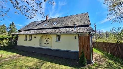 Chalupa �esk� �v�carsko - Tol�tejn - Lu�ick� hory