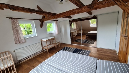 Chalupa �esk� �v�carsko - Tol�tejn - Lu�ick� hory