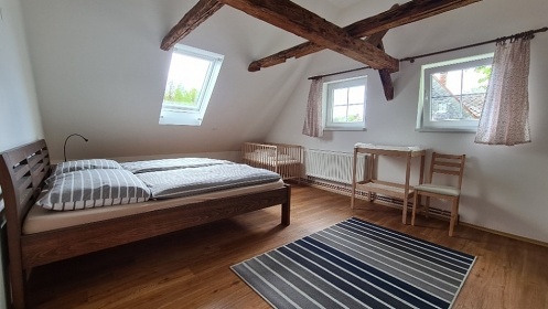 Chalupa �esk� �v�carsko - Tol�tejn - Lu�ick� hory