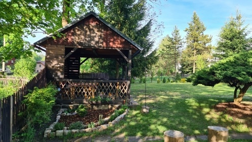 Chalupa �esk� �v�carsko - Tol�tejn - Lu�ick� hory