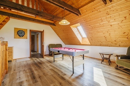 Chalupa s bazénem a wellness - Prostřední Lipka