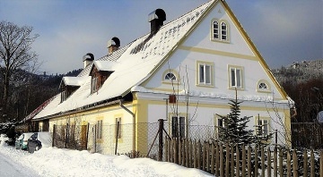 Chalupa Broumovsk� st�ny - CHKO Broumovsko