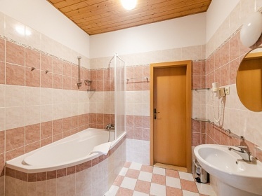 Penzion Josef�v D�l - wellness srub - Jizersk� hory