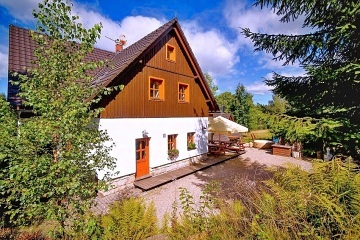 Chalupa a v��ivka - klid a v�hled na Jizersk� hory