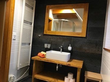 Chalupa a v��ivka - klid a v�hled na Jizersk� hory