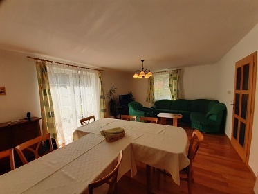 Chalupa u skaln�ho m�sta - CHKO Broumovsko