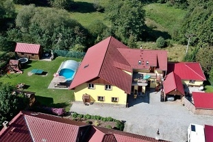 Nov� objekt: Chalupa s baz�nem - �esk� Kanada - Hejtman 2C-098