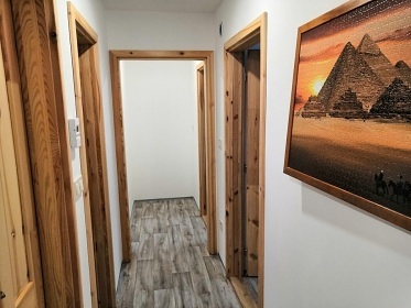 Chalupa Dajan s bazénem - apartmány Strmilov