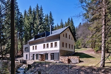 Chalupa u Tesa�ovsk�ho potoka - Krkono�e a Jizerky