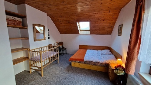 Chalupa s baz�nem - Hruboskalsko - �esk� r�j