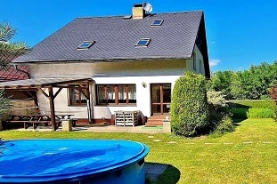 Recenze: Chalupa pod hradem Vald�tejn - �esk� r�j