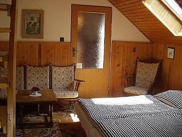Apartmn s baznem - Hruboskalsko - esk rj