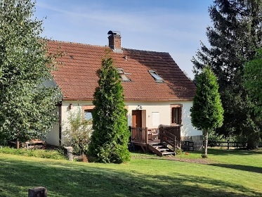 Chalupa a vinn sklep - Broumovsk stny