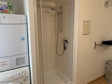 Chalupa s baz�nem - Dv�r Kr�lov� nad Labem