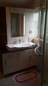 Vila Glassberg - bazén a hřiště - Hněvošice