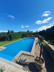 Vila Glassberg - bazén a hřiště - Hněvošice