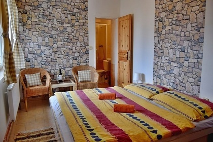 Chalupa Žďárské vrchy - apartmány, bazén a wellness